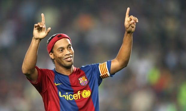 Ronaldinho chính thức giải nghệ - Báo Người lao động