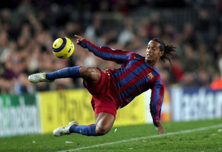 Ronaldinho thi đấu cho đội bóng Indonesia | Báo Dân trí